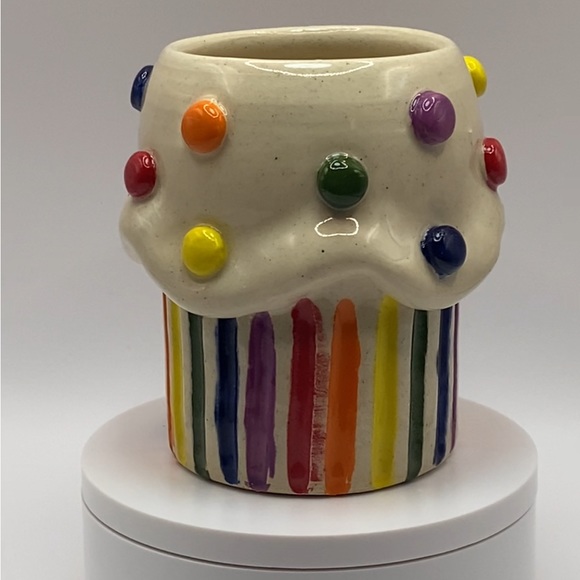 Candy Cupcake - Picture 3 of 3